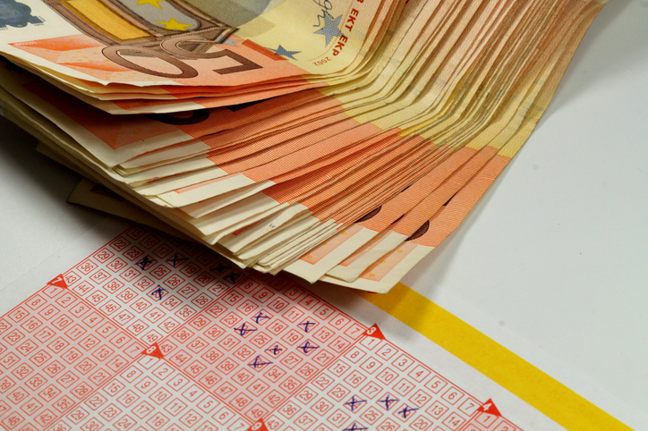 EuroMillions Hits £100M – Should You Use Lotto Predictions This Draw?