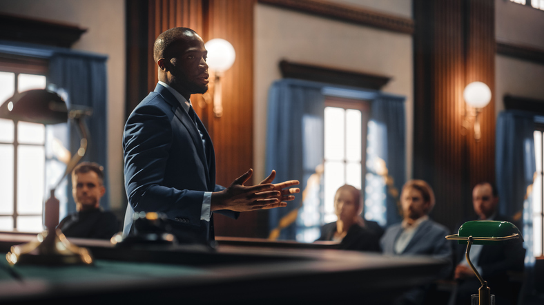 Do You Need a Solicitor? Five Signs You Should Get Legal Advice Early