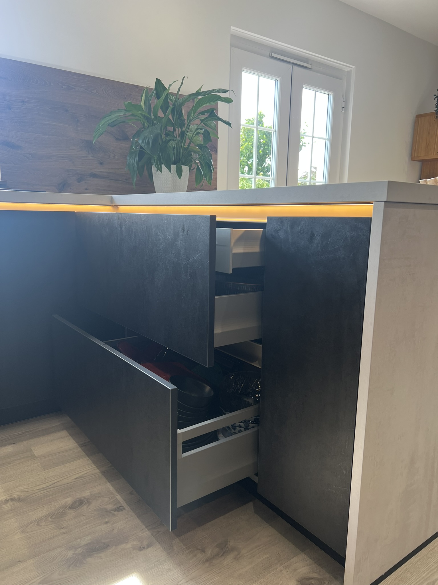 Mr & Mrs Moffat